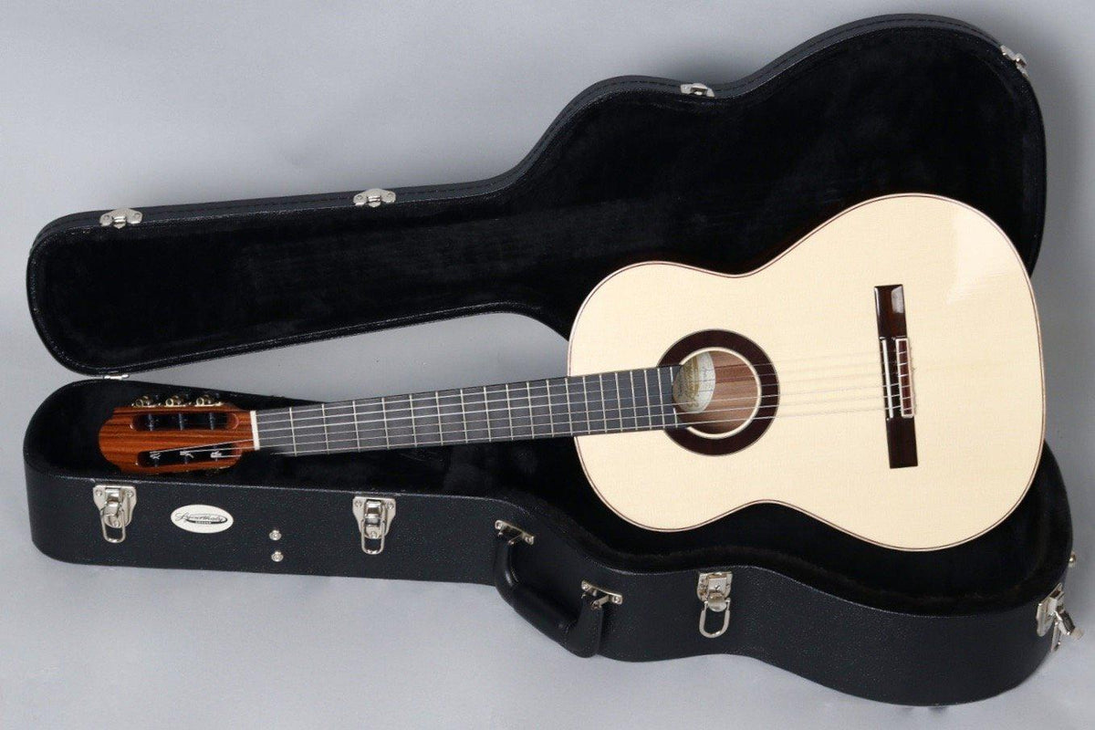 Lyon & Healy "Val di Fiemme"  Spruce / Pau Ferro #190847 - lyon and Healy - Heartbreaker Guitars