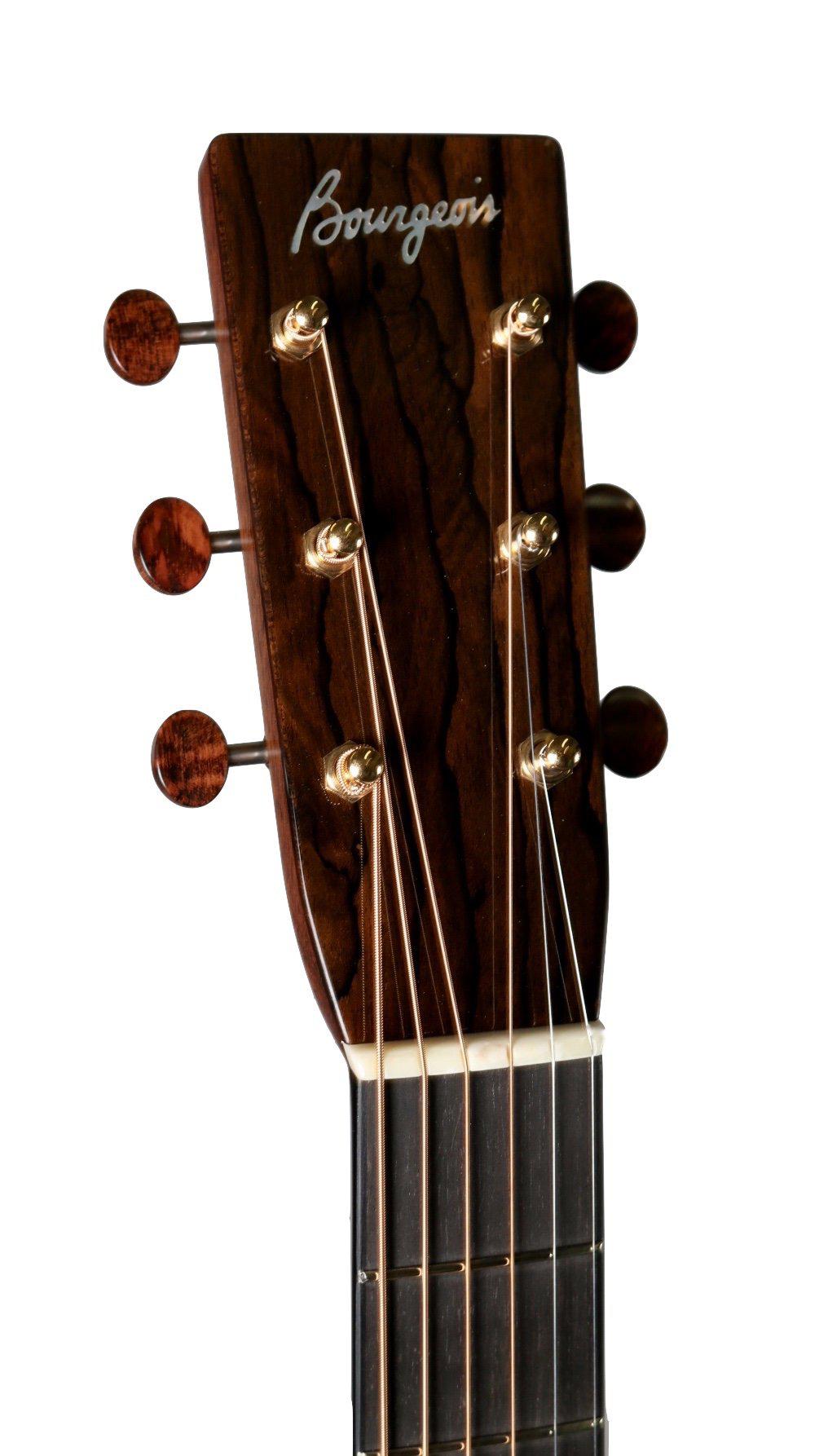 Bourgeois OMC Large Sound Hole Arm Bevel with Master Grade Mahogany Aged Tone #8845 - Bourgeois Guitars - Heartbreaker Guitars