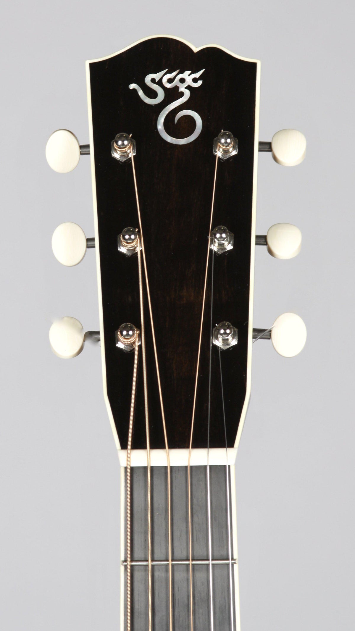 Santa Cruz Otis Taylor Special Mahogany - Santa Cruz Guitar Company - Heartbreaker Guitars