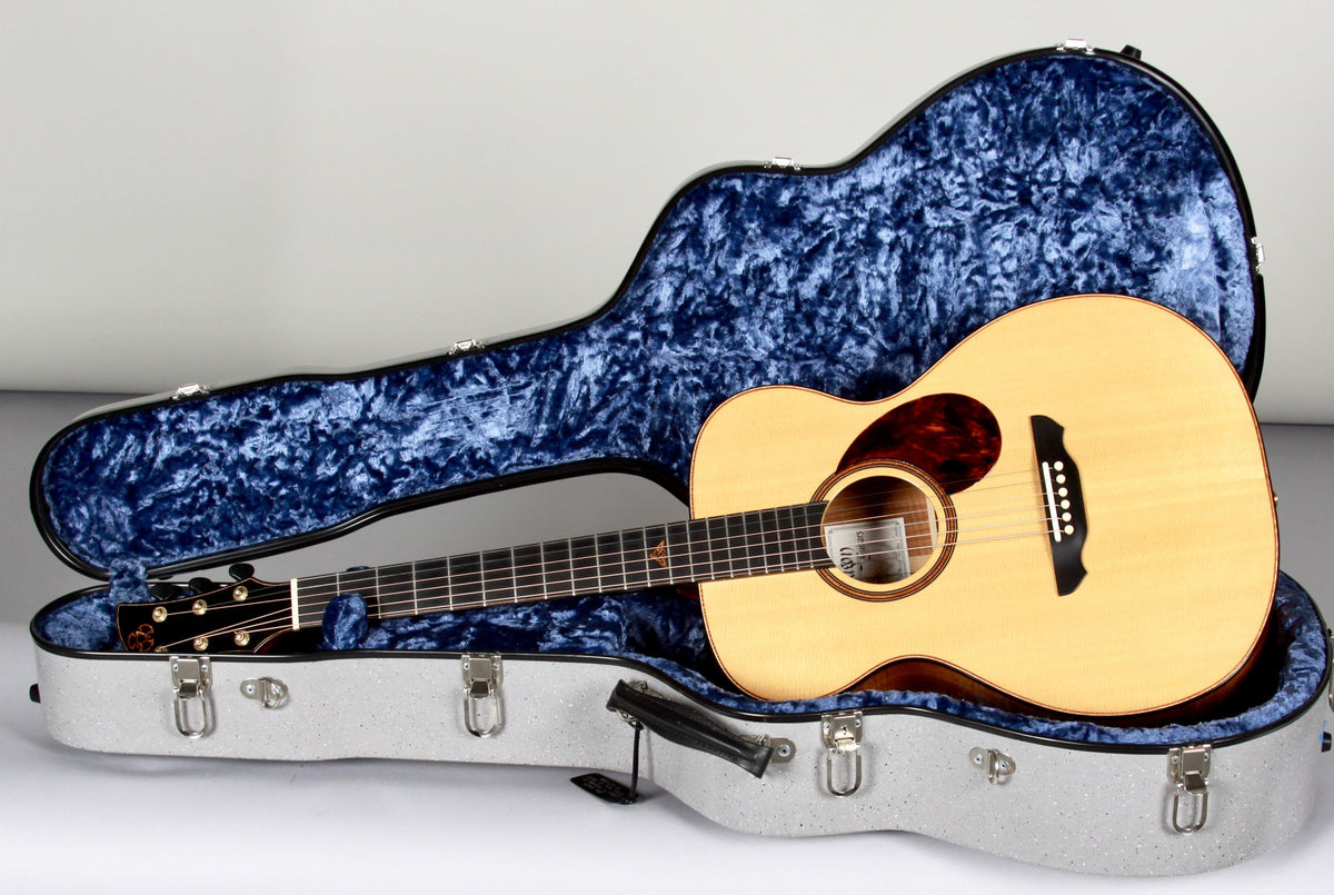 Paragon OM Custom Pre-Owned Excellent Condition - Paragon Guitars - Heartbreaker Guitars