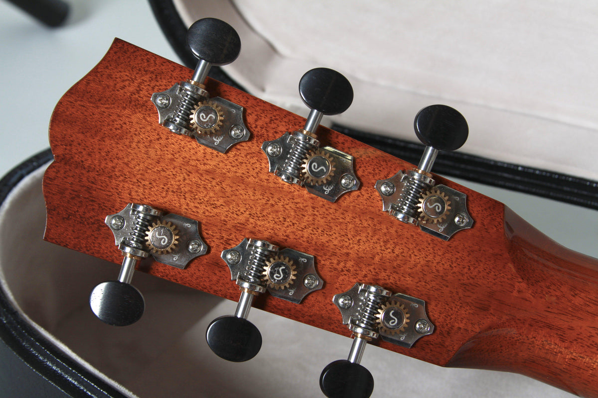 Santa Cruz Guitar Co 1929 00 Custom Peach Burst - Santa Cruz Guitar Company - Heartbreaker Guitars