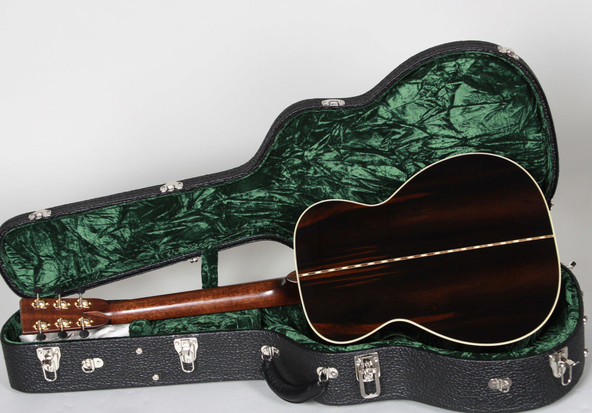 Bourgeois OO Classic Brazilian Rosewood Pre Owned - Bourgeois Guitars - Heartbreaker Guitars