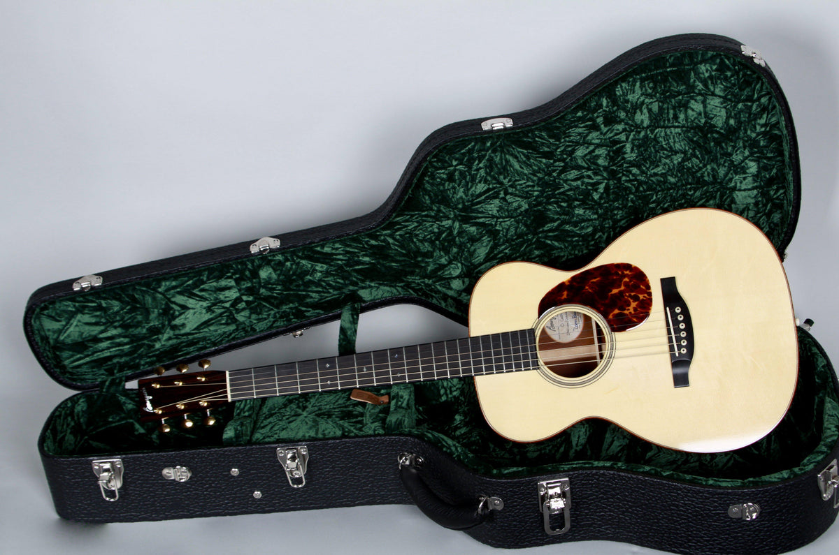 Bourgeois 0 Custom Alpine/ Cocobolo Pre Owned - Bourgeois Guitars - Heartbreaker Guitars