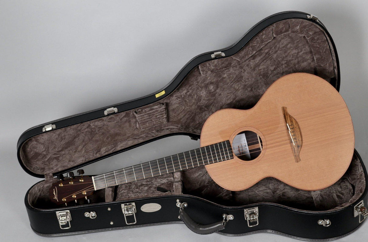 Lowden S25 Cedar / Indian Rosewood #23477 - Lowden Guitars - Heartbreaker Guitars