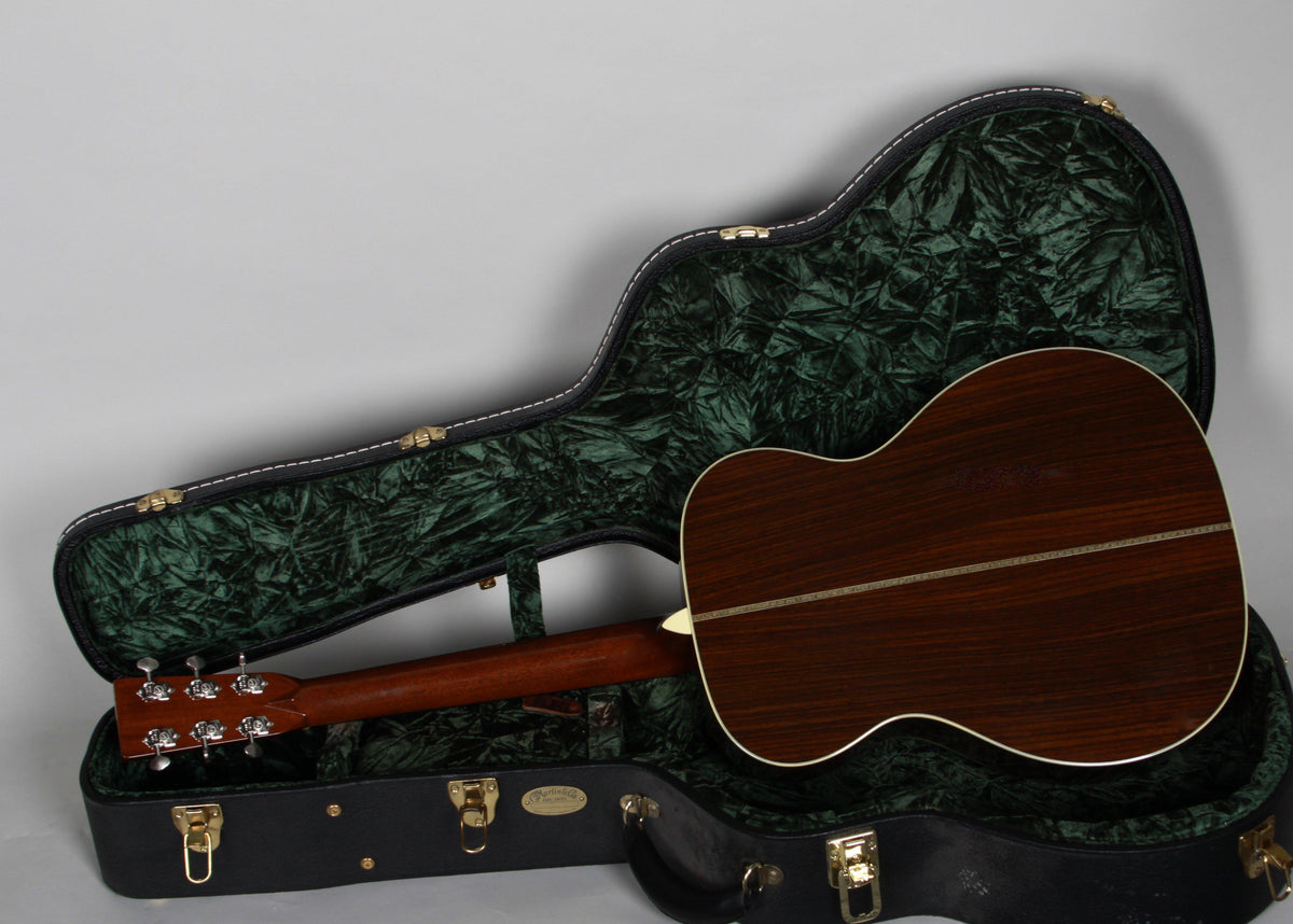 Martin 000 28EC Eric Clapton Pre-Owned Mint - Heartbreaker Guitars - Heartbreaker Guitars