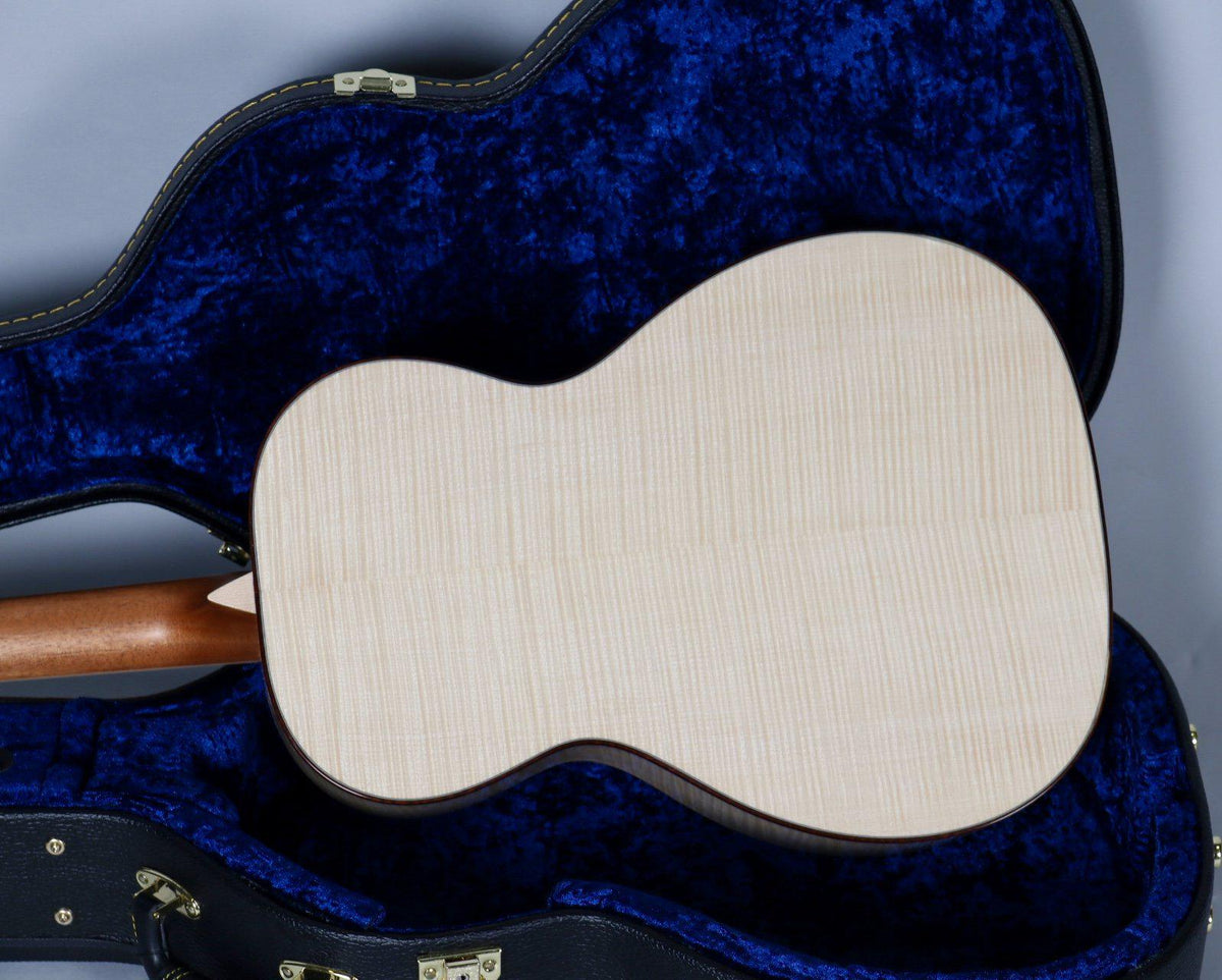Larrivee 00-60 Alpine Moon Spruce and Flamed Maple - Larrivee Guitars - Heartbreaker Guitars