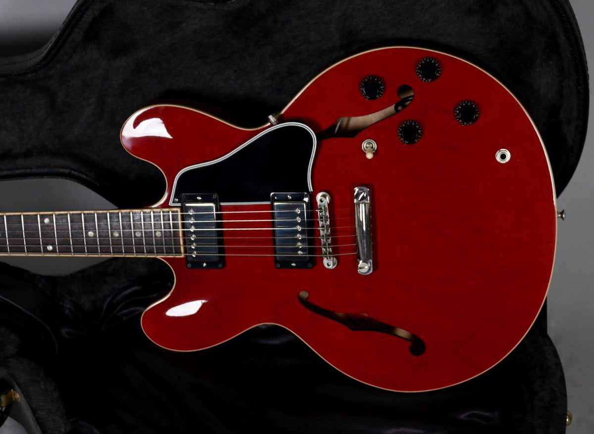 Gibson ES-335 Semi-Hollow Body 2001 - Gibson - Heartbreaker Guitars
