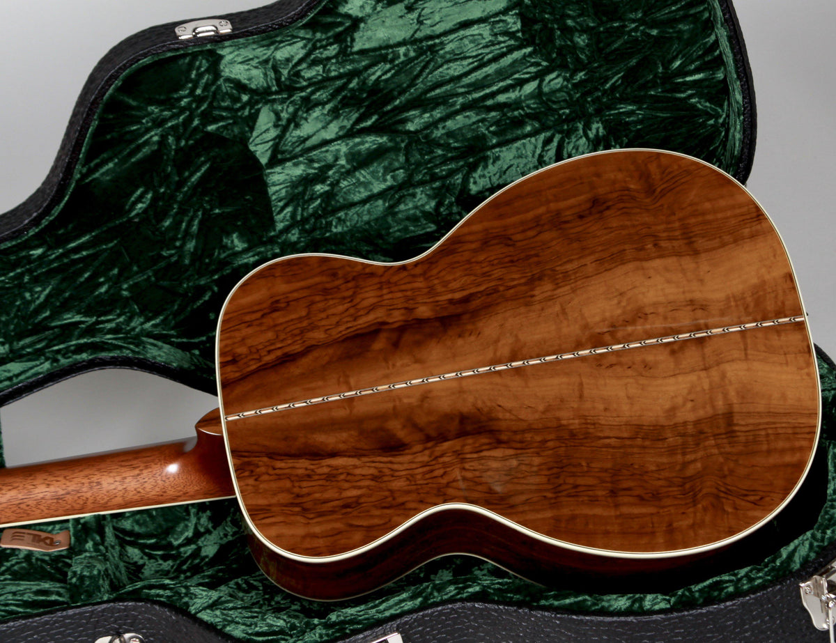 Bourgeois 0-150 Custom Brazilian Walnut - Bourgeois Guitars - Heartbreaker Guitars