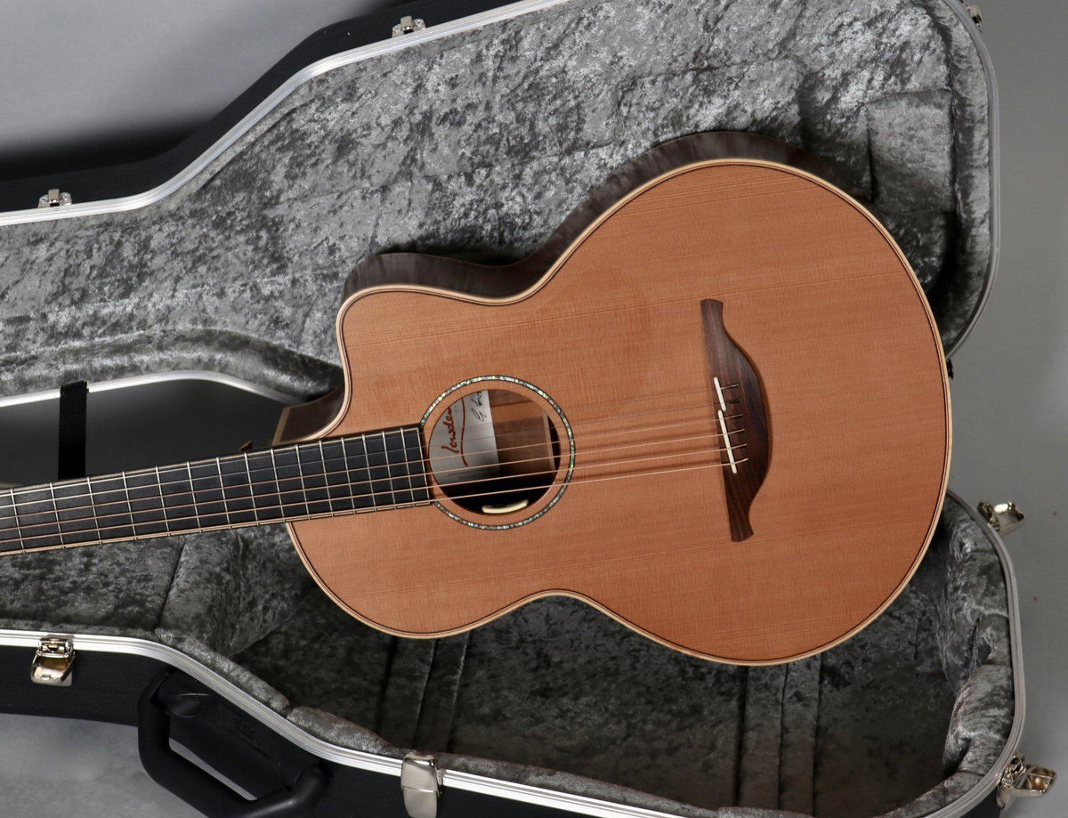Lowden S35c 12 Fret Cedar Walnut Pre owned - Lowden Guitars - Heartbreaker Guitars
