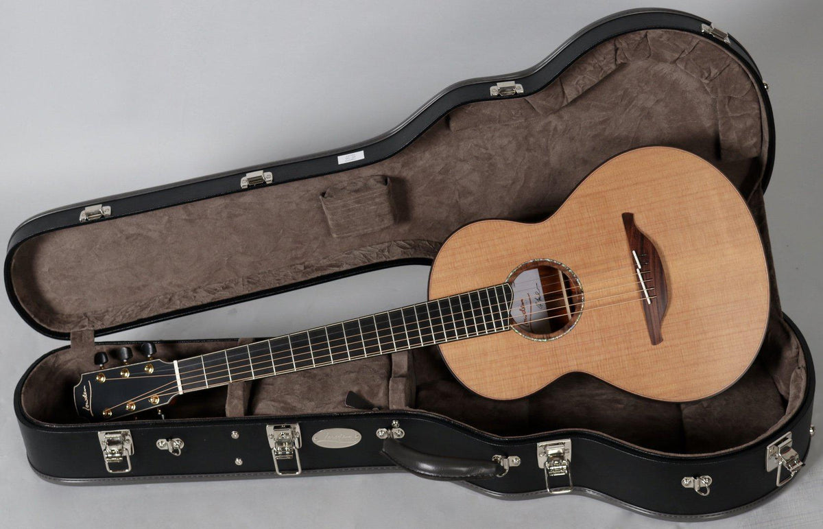 Pre-Owned Wee Lowden 50 Cedar Over Master Grade Cocobolo Mint - Lowden Guitars - Heartbreaker Guitars