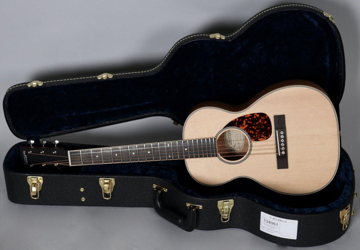 Larrivee T40 Legacy Travel Guitar #134061 Spruce Mahogany - Larrivee Guitars - Heartbreaker Guitars