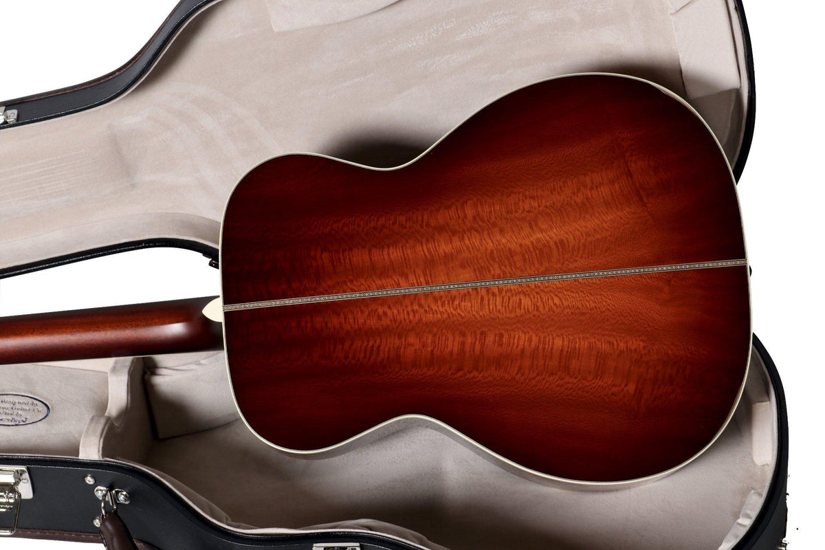 Santa Cruz OM Adirondack with Highly Figured Sycamore - Santa Cruz Guitar Company - Heartbreaker Guitars