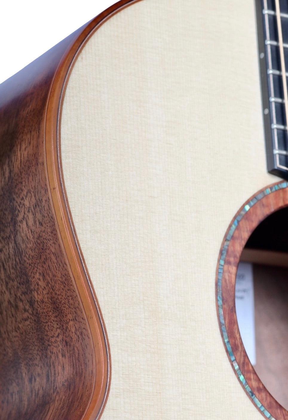 Lowden F50 Alpine Spruce / Walnut #25386 - Lowden Guitars - Heartbreaker Guitars